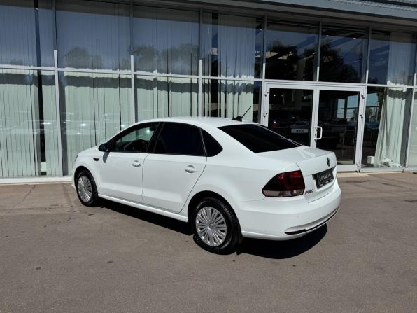 Volkswagen Polo V Рестайлинг с пробегом 2018 года, цена 859 000 рублей, 269887 км, седан, Автокод Объявления