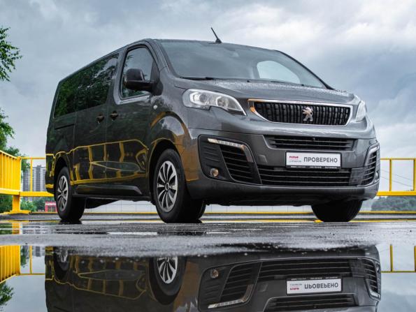 Peugeot Traveller I с пробегом 2022 года, цена 2 688 000 рублей, 160349 км, минивэн, Автокод Объявления