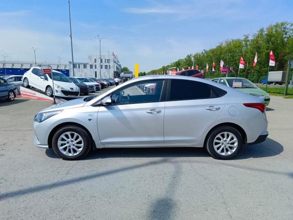 Hyundai Solaris II Рестайлинг с пробегом 2021 года, цена 1 669 995 рублей, 84329 км, седан, Автокод Объявления