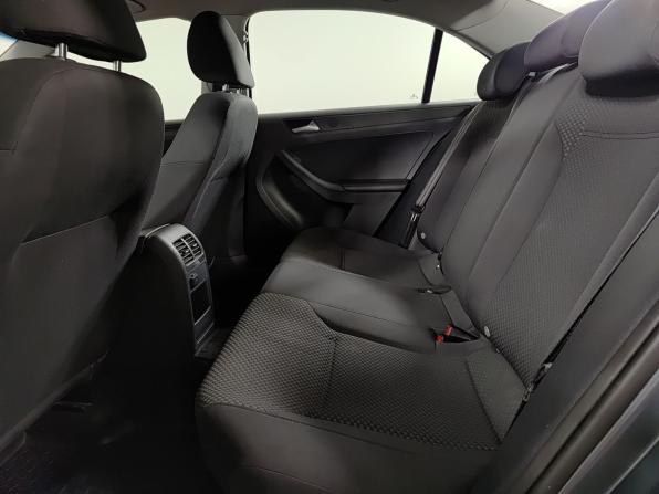 Volkswagen Jetta VI с пробегом 2013 года, цена 945 000 рублей, 247058 км, седан, Автокод Объявления
