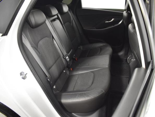 Hyundai i30 III с пробегом 2017 года, цена 1 199 900 рублей, 144276 км, хэтчбек, Автокод Объявления