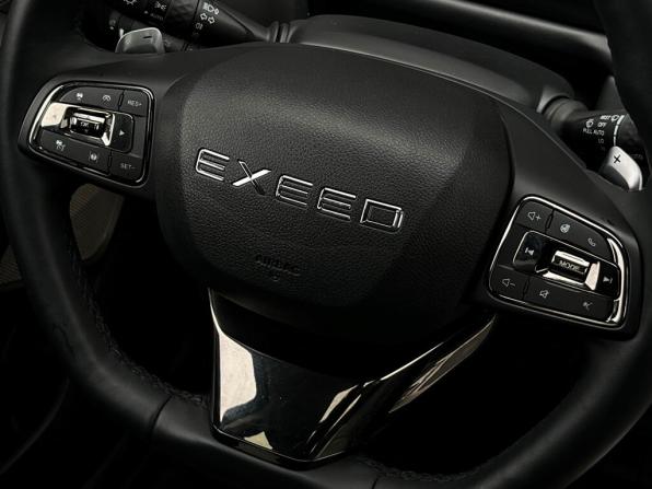Exeed TXL I Рестайлинг 2 с пробегом 2023 года, цена 2 637 100 рублей, 57193 км, внедорожник, Автокод Объявления