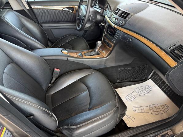 Mercedes-Benz E-Класс III (W211 S211) Рестайлинг с пробегом 2008 года, цена 900 000 рублей, 246054 км, седан, Автокод Объявления