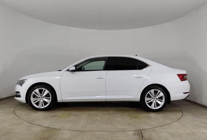 Skoda Superb III Рестайлинг с пробегом 2019 года, цена 2 830 000 рублей, 63000 км, лифтбек, Автокод Объявления