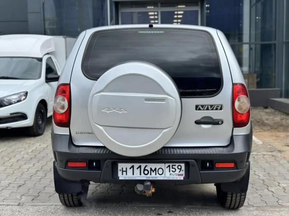 Chevrolet Niva I Рестайлинг с пробегом 2018 года, цена 730 000 рублей, 67000 км, внедорожник, Автокод Объявления