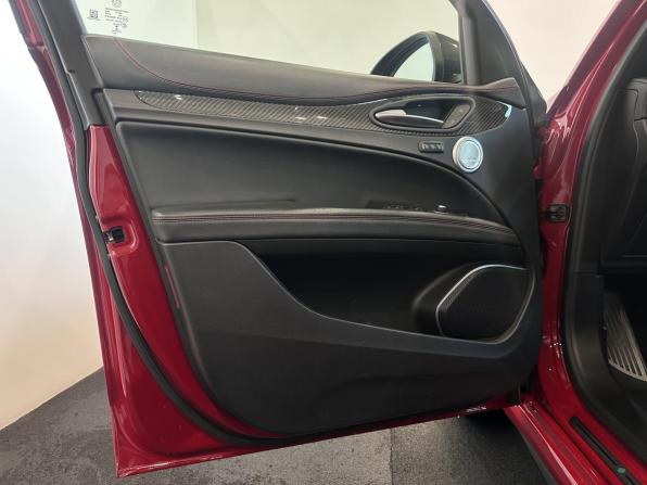 Alfa Romeo Stelvio I Рестайлинг с пробегом 2020 года, цена 7 910 000 рублей, 54219 км, внедорожник, Автокод Объявления