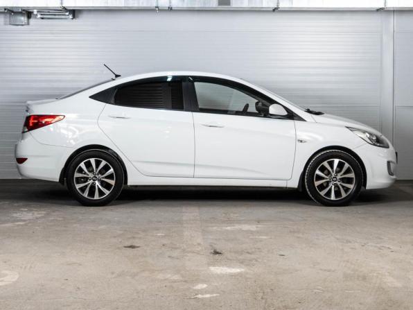 Hyundai Solaris I с пробегом 2014 года, цена 1 010 000 рублей, 115020 км, седан, Автокод Объявления