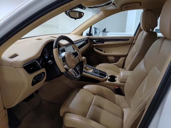 Porsche Macan I с пробегом 2015 года, цена 3 650 000 рублей, 107356 км, внедорожник, Автокод Объявления