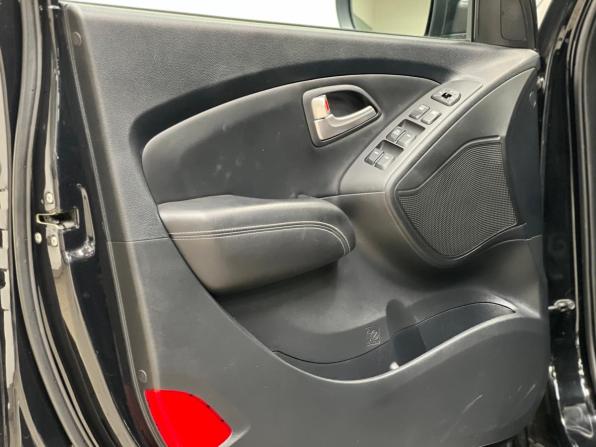 Hyundai ix35 I с пробегом 2013 года, цена 1 240 000 рублей, 75567 км, внедорожник, Автокод Объявления