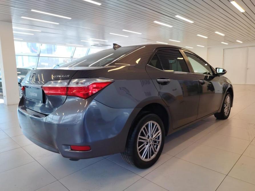 Toyota Corolla XI (E160 E170 E180) Рестайлинг 1 Санкт-Петербург  - изображение 2