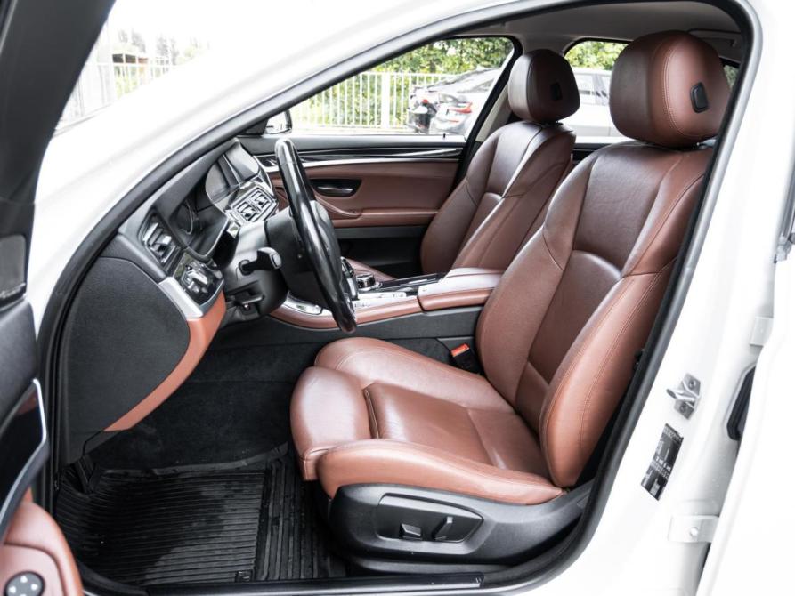 BMW 5 серии VI (F10/F11/F07) Рестайлинг Ставрополь  - изображение 10