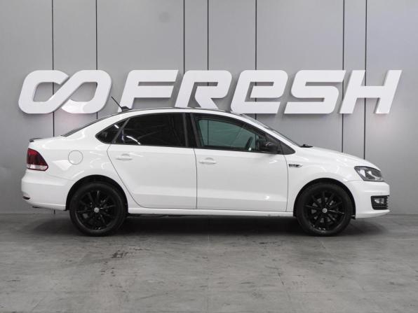 Volkswagen Polo V Рестайлинг с пробегом 2019 года, цена 1 537 000 рублей, 91049 км, седан, Автокод Объявления