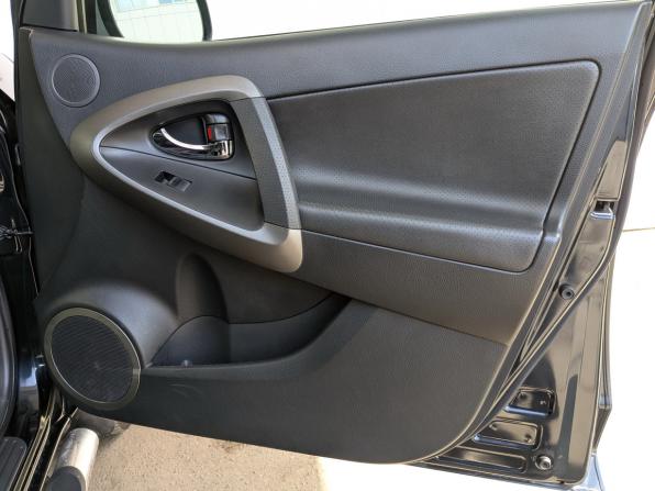 Toyota Ractis II с пробегом 2011 года, цена 1 540 000 рублей, 118930 км, хэтчбек, Автокод Объявления