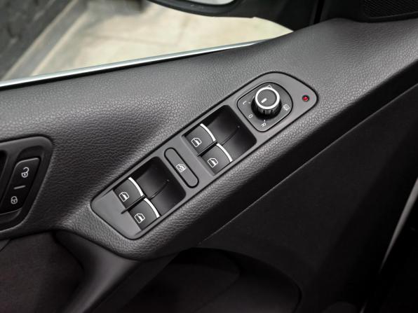 Volkswagen Tiguan I Рестайлинг с пробегом 2013 года, цена 1 880 000 рублей, 65113 км, внедорожник, Автокод Объявления