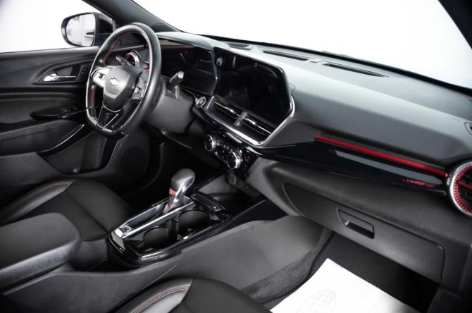 Chevrolet Trax II с пробегом 2023 года, цена 2 199 000 рублей, 80756 км, внедорожник, Автокод Объявления
