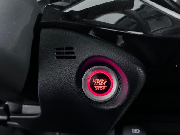 Honda Crider II Рестайлинг с пробегом 2024 года, цена 2 099 000 рублей, 30 км, седан, Автокод Объявления