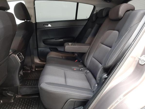 Kia Sportage IV Рестайлинг с пробегом 2019 года, цена 2 230 000 рублей, 98021 км, внедорожник, Автокод Объявления