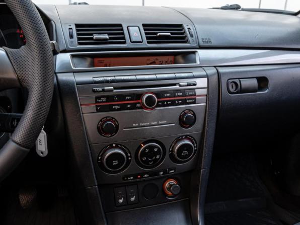 Mazda 3 I (BK) Рестайлинг с пробегом 2006 года, цена 530 000 рублей, 300492 км, хэтчбек, Автокод Объявления