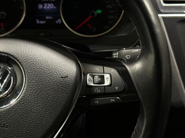 Volkswagen Tiguan II с пробегом 2018 года, цена 2 320 000 рублей, 161665 км, внедорожник, Автокод Объявления