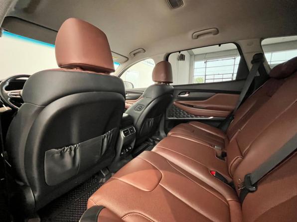 Hyundai Santa Fe IV Рестайлинг с пробегом 2022 года, цена 4 099 000 рублей, 72508 км, внедорожник, Автокод Объявления