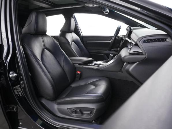 Toyota Camry VIII (XV70) Рестайлинг с пробегом 2023 года, цена 3 999 050 рублей, 55234 км, седан, Автокод Объявления