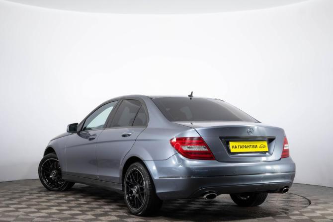 Mercedes-Benz C-Класс III (W204) Рестайлинг с пробегом 2011 года, цена 1 599 000 рублей, 238196 км, седан, Автокод Объявления
