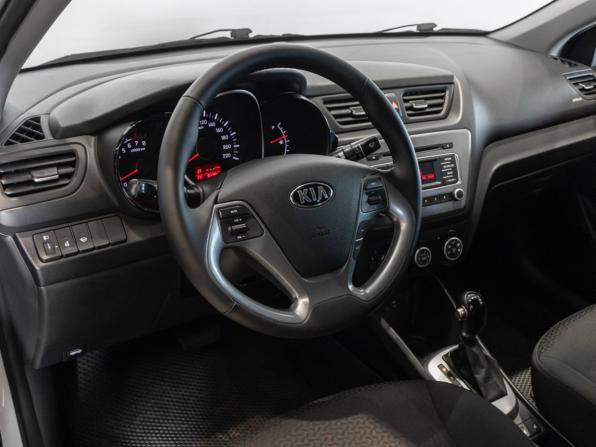 Kia Rio III Рестайлинг с пробегом 2016 года, цена 1 045 400 рублей, 164381 км, седан, Автокод Объявления