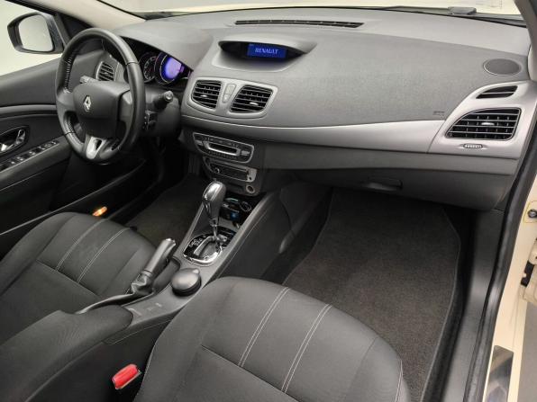Renault Fluence I Рестайлинг с пробегом 2013 года, цена 964 000 рублей, 128965 км, седан, Автокод Объявления