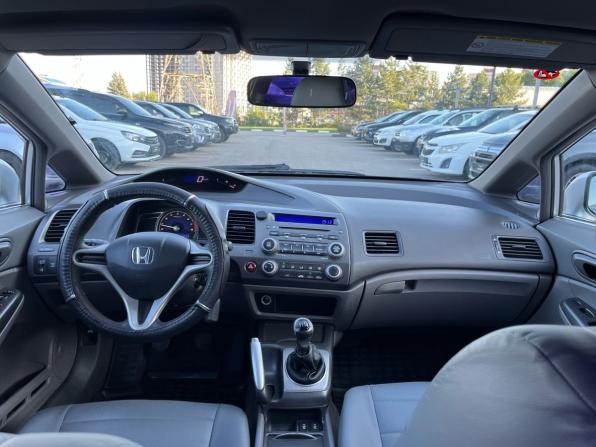 Honda Civic VIII с пробегом 2007 года, цена 690 000 рублей, 267887 км, седан, Автокод Объявления