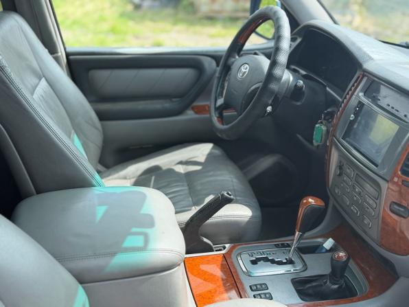 Toyota Land Cruiser 100 Series Рестайлинг 2 с пробегом 2007 года, цена 1 610 000 рублей, 590000 км, внедорожник, Автокод Объявления