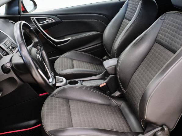 Opel Astra J Рестайлинг с пробегом 2012 года, цена 835 000 рублей, 88245 км, хэтчбек, Автокод Объявления