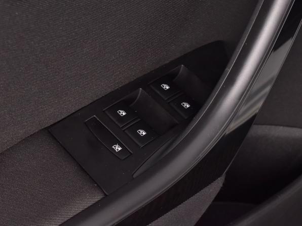 Opel Astra J Рестайлинг с пробегом 2014 года, цена 640 000 рублей, 108012 км, хэтчбек, Автокод Объявления