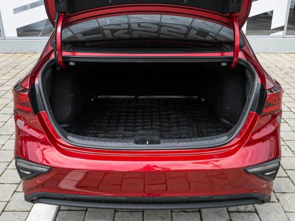 Kia Cerato IV с пробегом 2019 года, цена 1 648 030 рублей, 89146 км, седан, Автокод Объявления