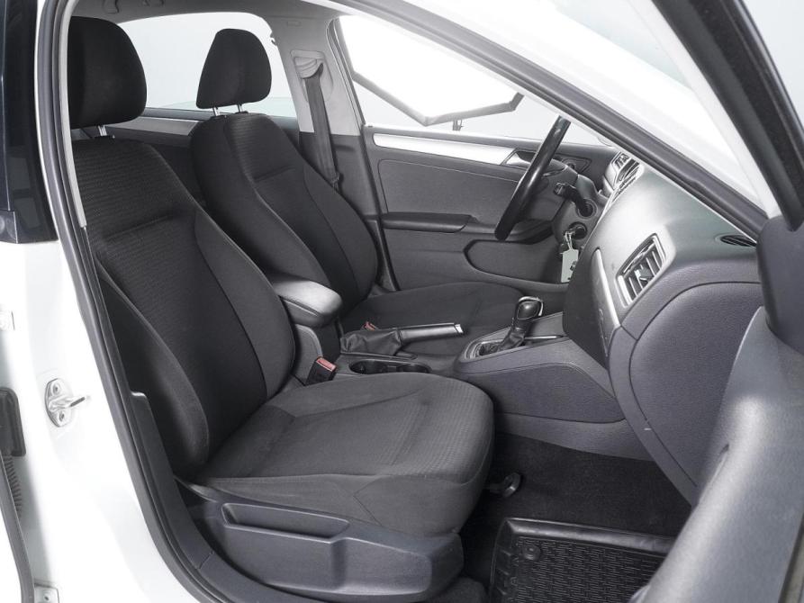 Volkswagen Jetta VI Рестайлинг Ростов-на-Дону  - изображение 8