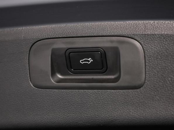 Geely Coolray I Рестайлинг с пробегом 2023 года, цена 2 099 000 рублей, 29945 км, внедорожник, Автокод Объявления