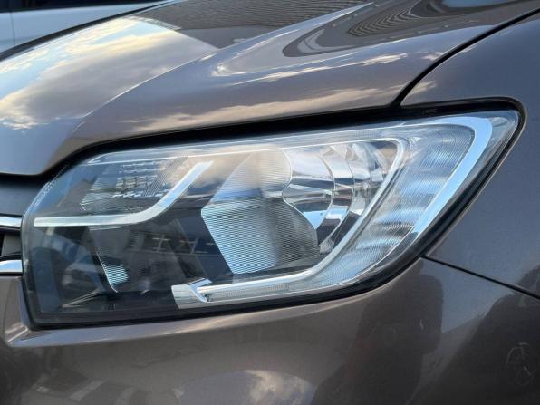 Renault Sandero II Рестайлинг с пробегом 2019 года, цена 999 000 рублей, 199218 км, хэтчбек, Автокод Объявления
