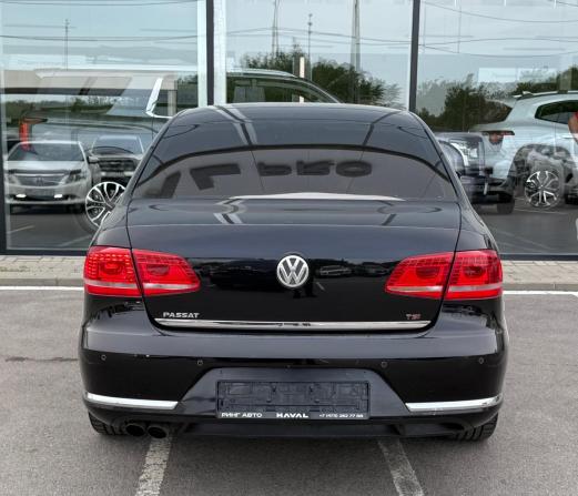 Volkswagen Passat B7 с пробегом 2011 года, цена 885 000 рублей, 329097 км, седан, Автокод Объявления