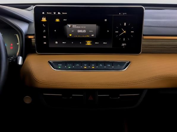 Haval Jolion I с пробегом 2022 года, цена 1 815 000 рублей, 43000 км, внедорожник, Автокод Объявления