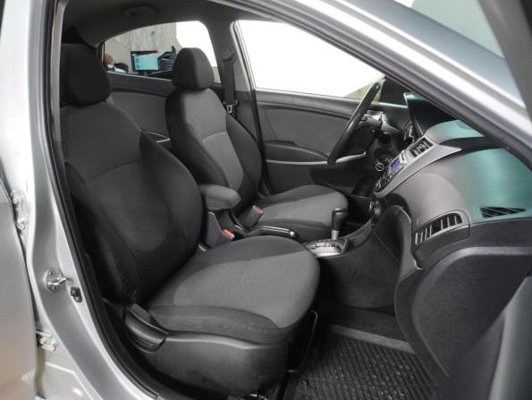 Hyundai Solaris I с пробегом 2013 года, цена 649 000 рублей, 180345 км, седан, Автокод Объявления