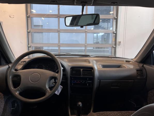 Suzuki Swift II Рестайлинг с пробегом 2002 года, цена 115 000 рублей, 40509 км, седан, Автокод Объявления