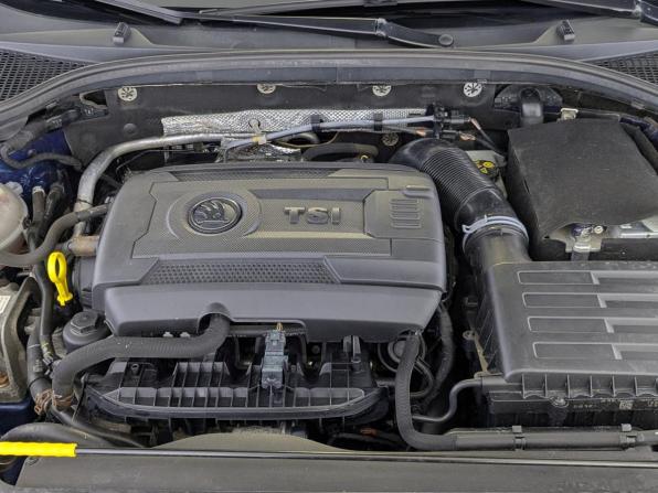 Skoda Octavia III (A7) Рестайлинг с пробегом 2017 года, цена 1 685 000 рублей, 122534 км, лифтбек, Автокод Объявления