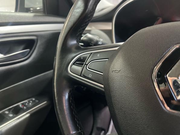 Renault Talisman I с пробегом 2017 года, цена 1 499 900 рублей, 170000 км, универсал, Автокод Объявления