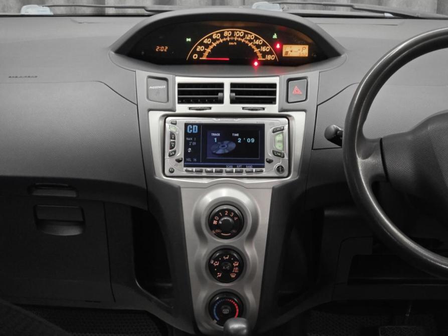 Toyota Vitz II (XP90) Красноярск  - изображение 11