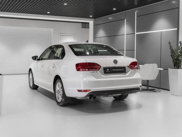 Volkswagen Jetta VI с пробегом 2014 года, цена 945 000 рублей, 252549 км, седан, Автокод Объявления