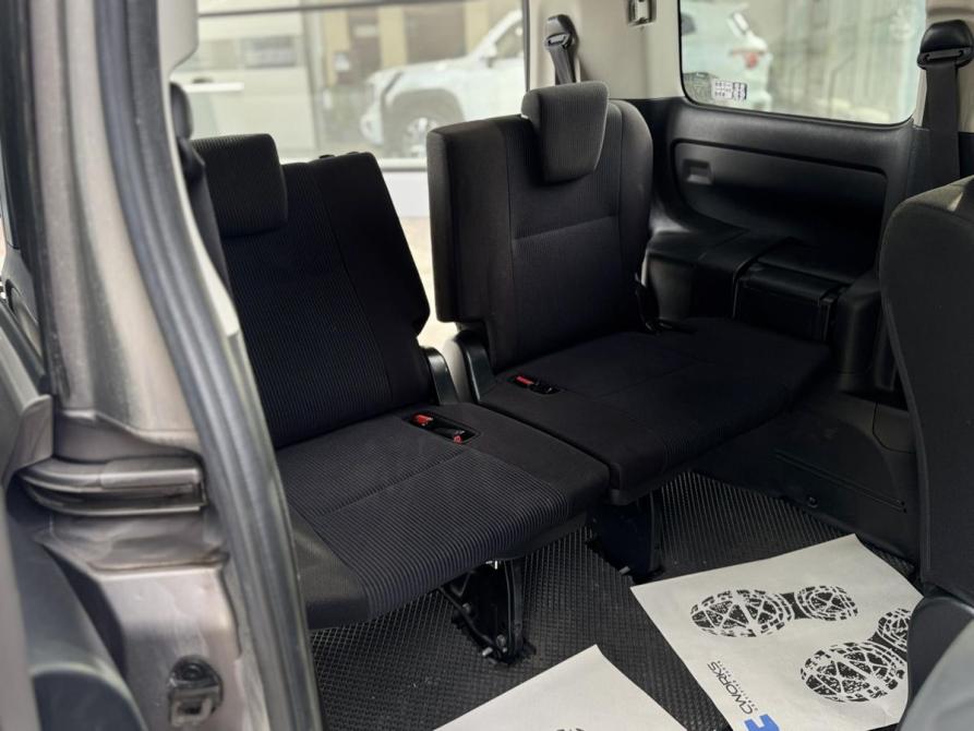 Toyota Voxy III (R80) Рестайлинг Тула  - изображение 15