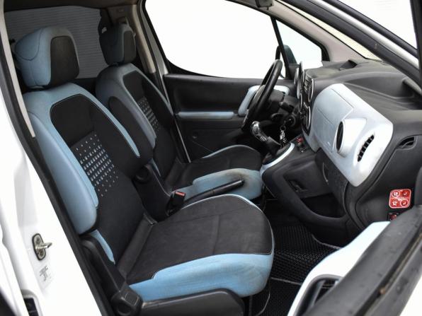 Citroen Berlingo II Рестайлинг с пробегом 2012 года, цена 795 000 рублей, 219126 км, компактвэн, Автокод Объявления