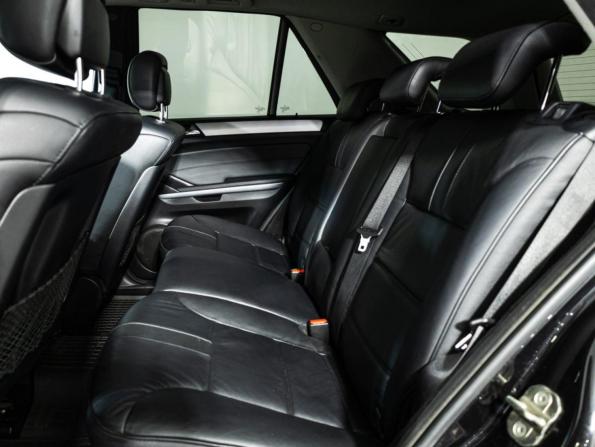 Mercedes-Benz M-Класс II (W164) Рестайлинг с пробегом 2010 года, цена 1 299 585 рублей, 252230 км, внедорожник, Автокод Объявления