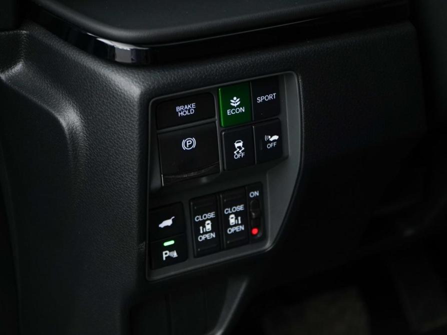 Honda Elysion II Рестайлинг 2 Москва  - изображение 22