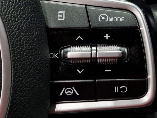 Kia Sorento IV с пробегом 2022 года, цена 3 990 000 рублей, 46922 км, внедорожник, Автокод Объявления
