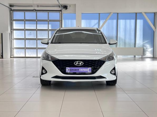 Hyundai Solaris II Рестайлинг с пробегом 2020 года, цена 1 540 000 рублей, 108155 км, седан, Автокод Объявления